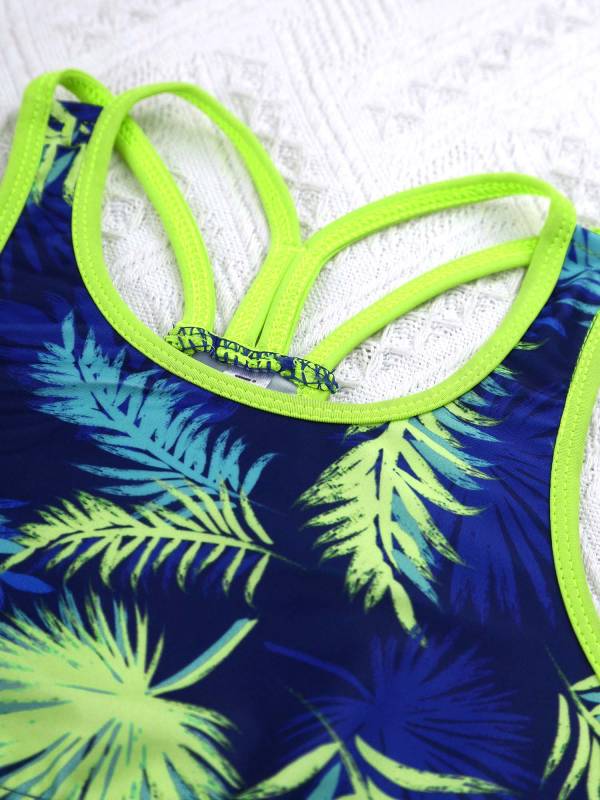 Girls Two Pieces Y-Shaped Back Top and Boyshorts Bottoms Swimsuits Set thumb