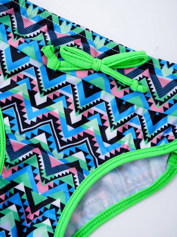 Kids Girls 2pcs Geometric Pattern Swimming Bikini Set thumb
