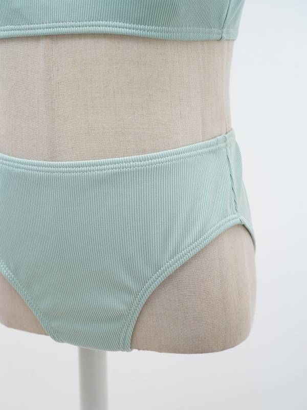 Kids Girls 2pcs Solid Removable Pads Tops and Briefs Bikini Set thumb