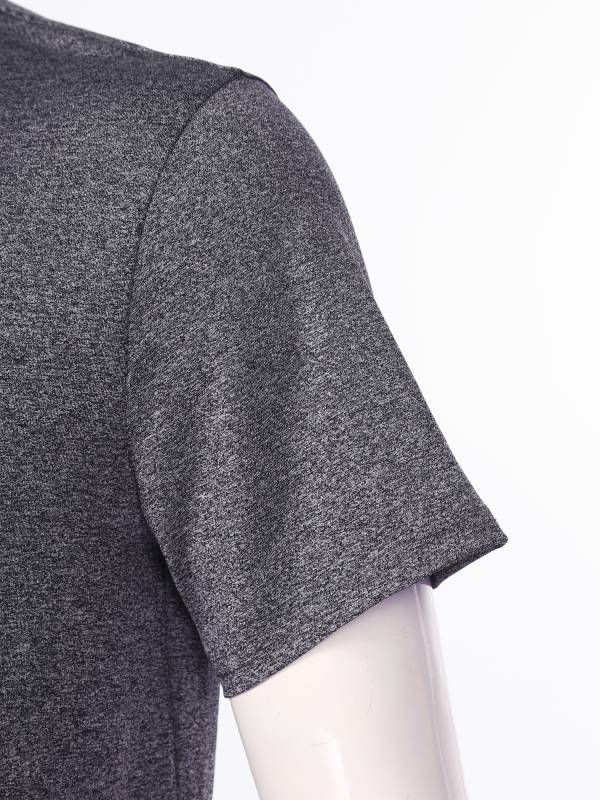 Men Mock Neck Short Sleeve Solid Color Slim Fit T-shirt thumb