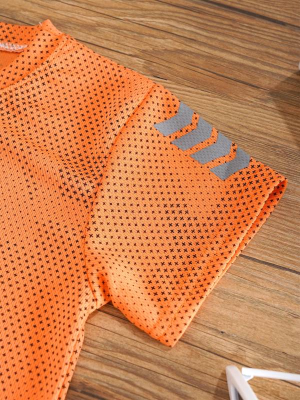 Kids Boys 2pcs Quickly Dry Short Sleeve T-shirt and Shorts Football Set thumb
