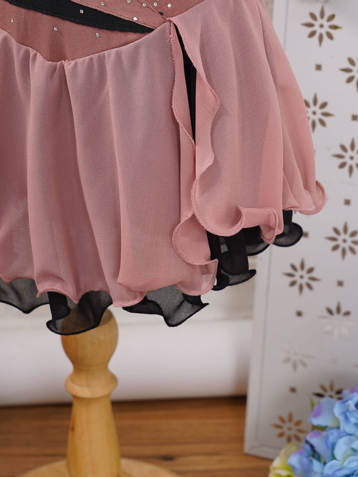 Kids Girls Sleeveless Shiny Rhinestone Ruffle Skating Dance Dress