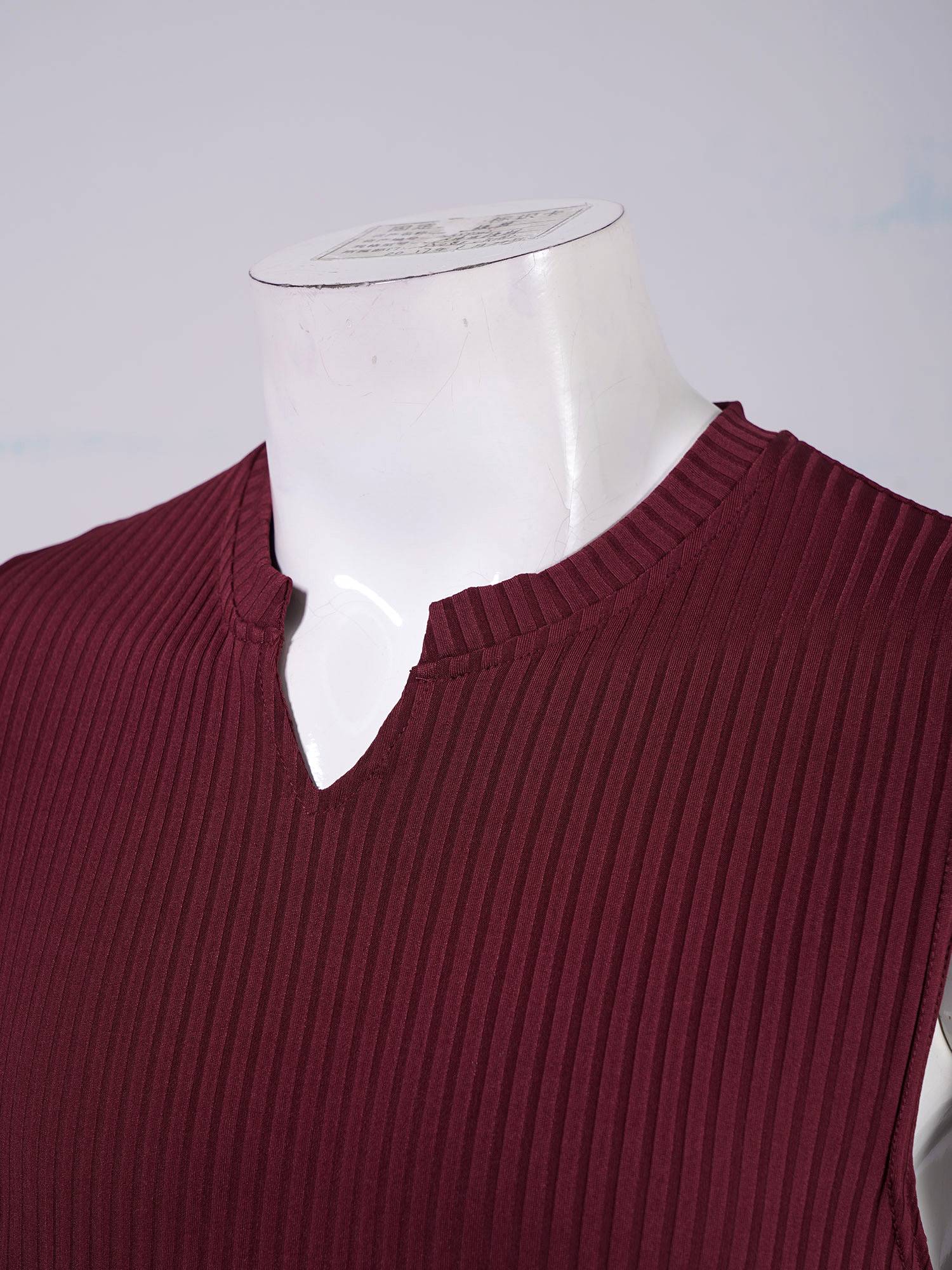 Men V Neck Ribbed Solid Color Sleeveless Sports Tank Top